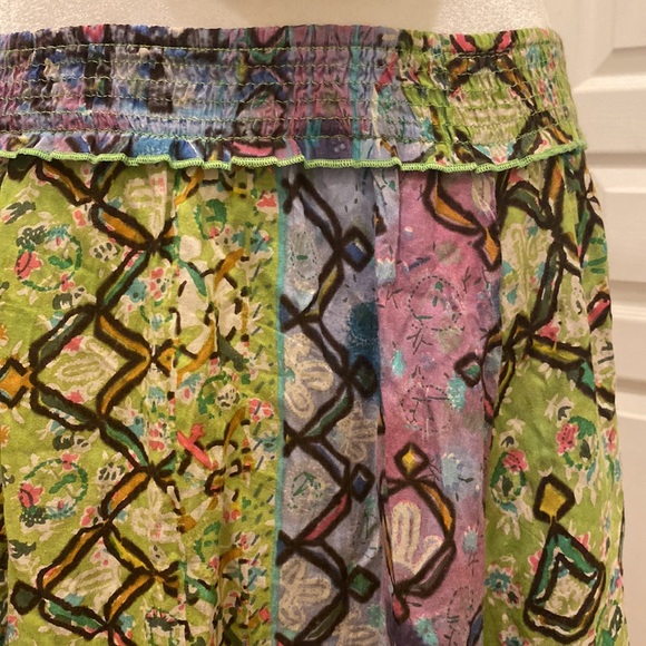 Flowy asymmetrical skirt - Picture 5 of 6